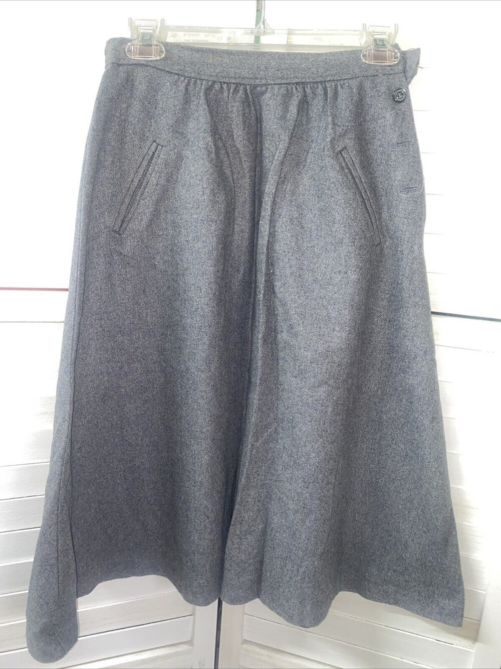 Vintage 70s Wool Skirt Women’s Gray Union Made A-line Office Modest Sz Small